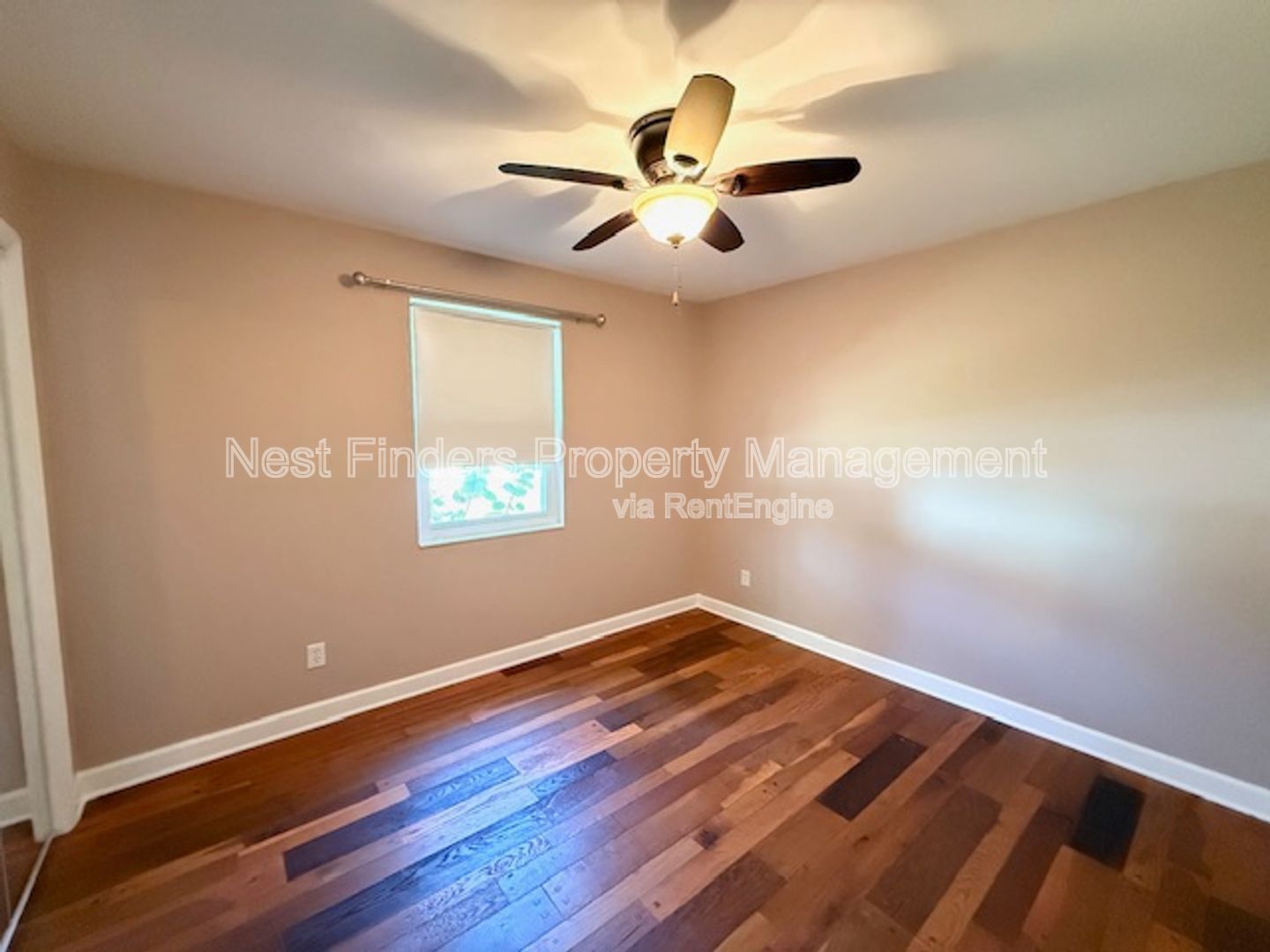 Gallery Image 18