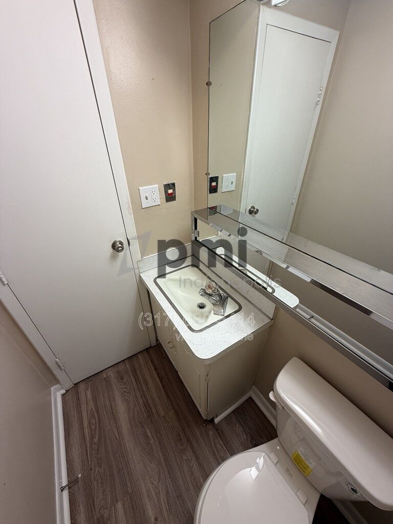 Gallery Image 10