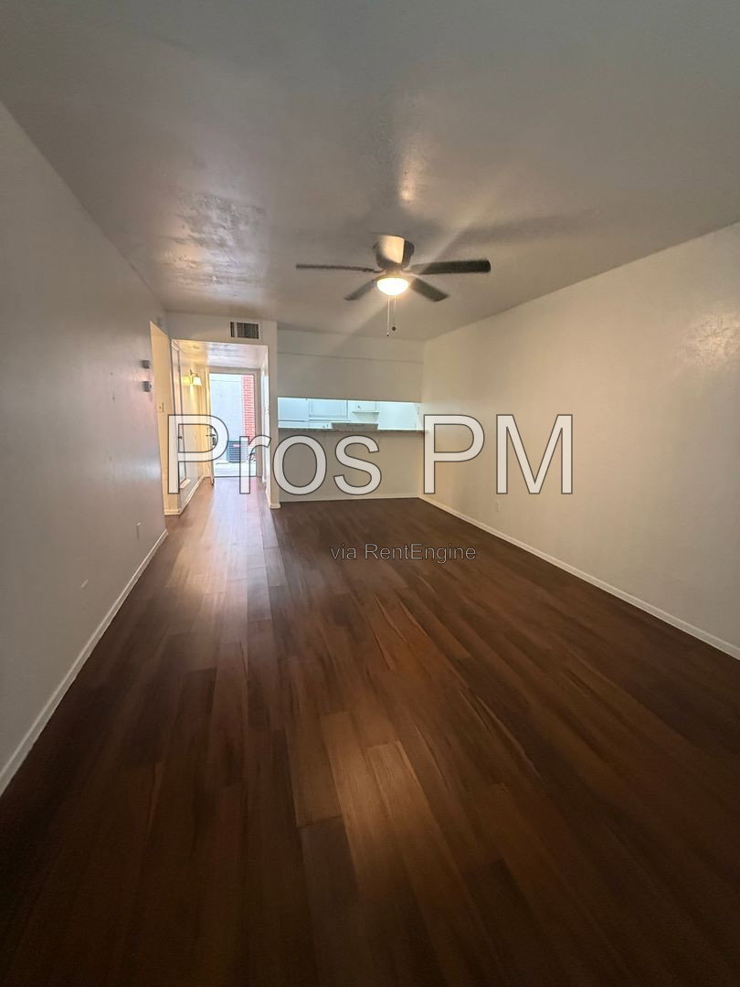 Gallery Image 0