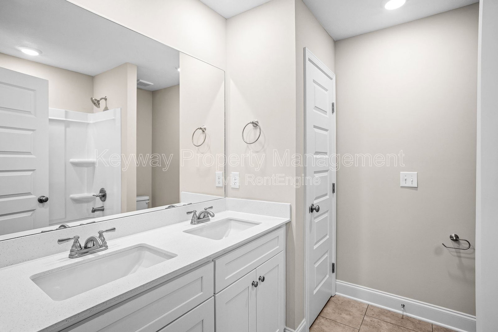 Gallery Image 18