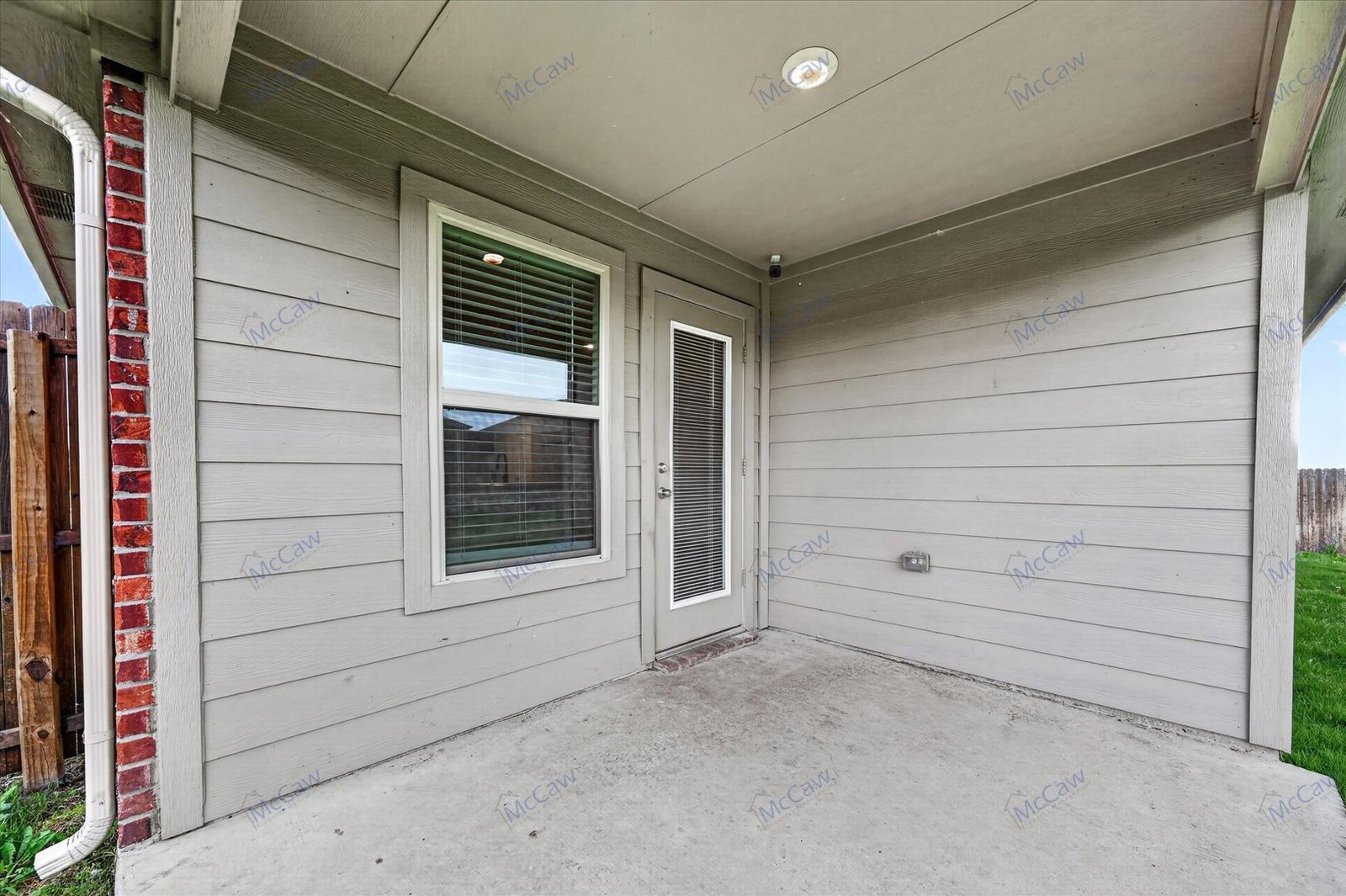 Gallery Image 18