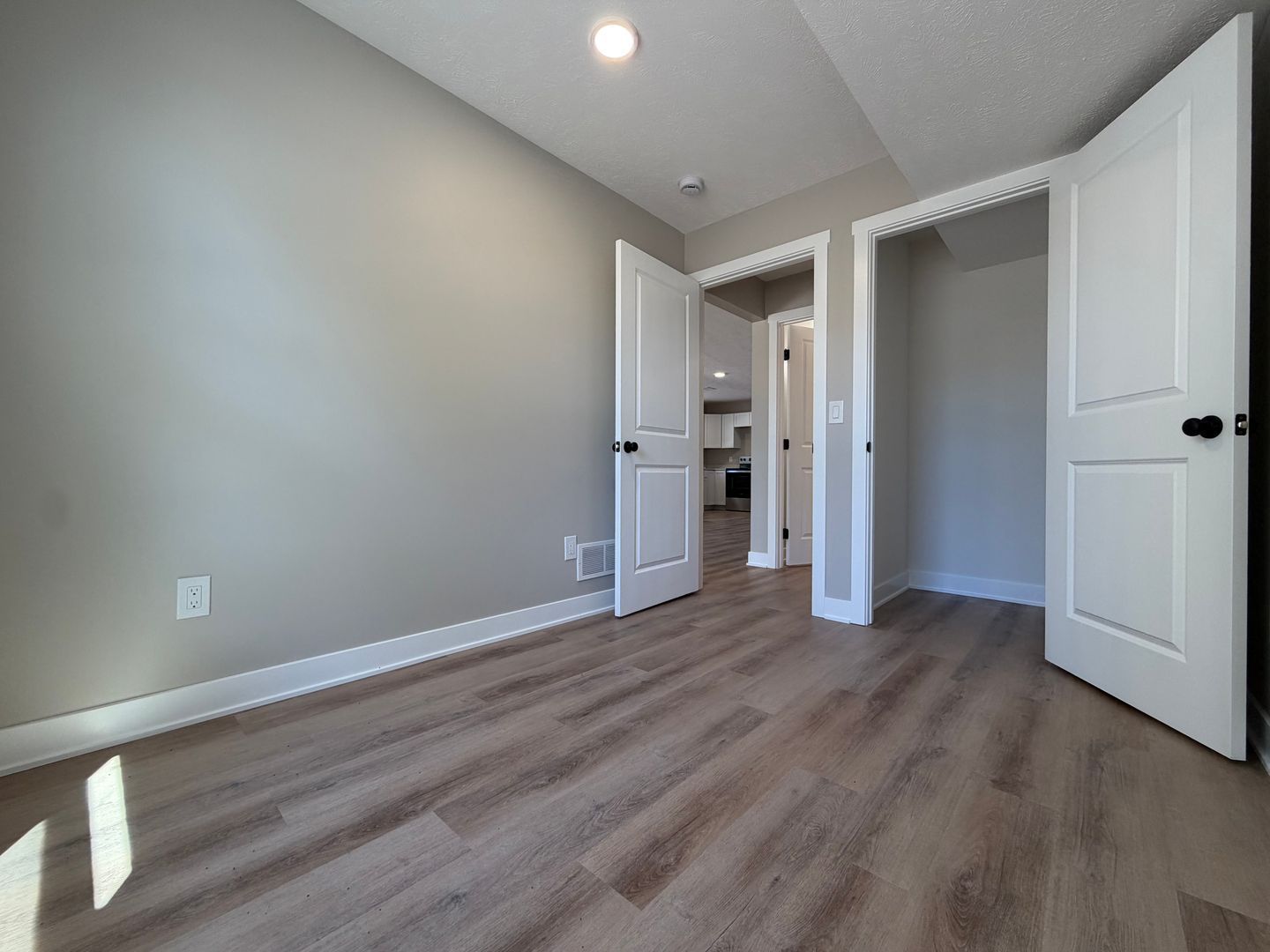 Gallery Image 16