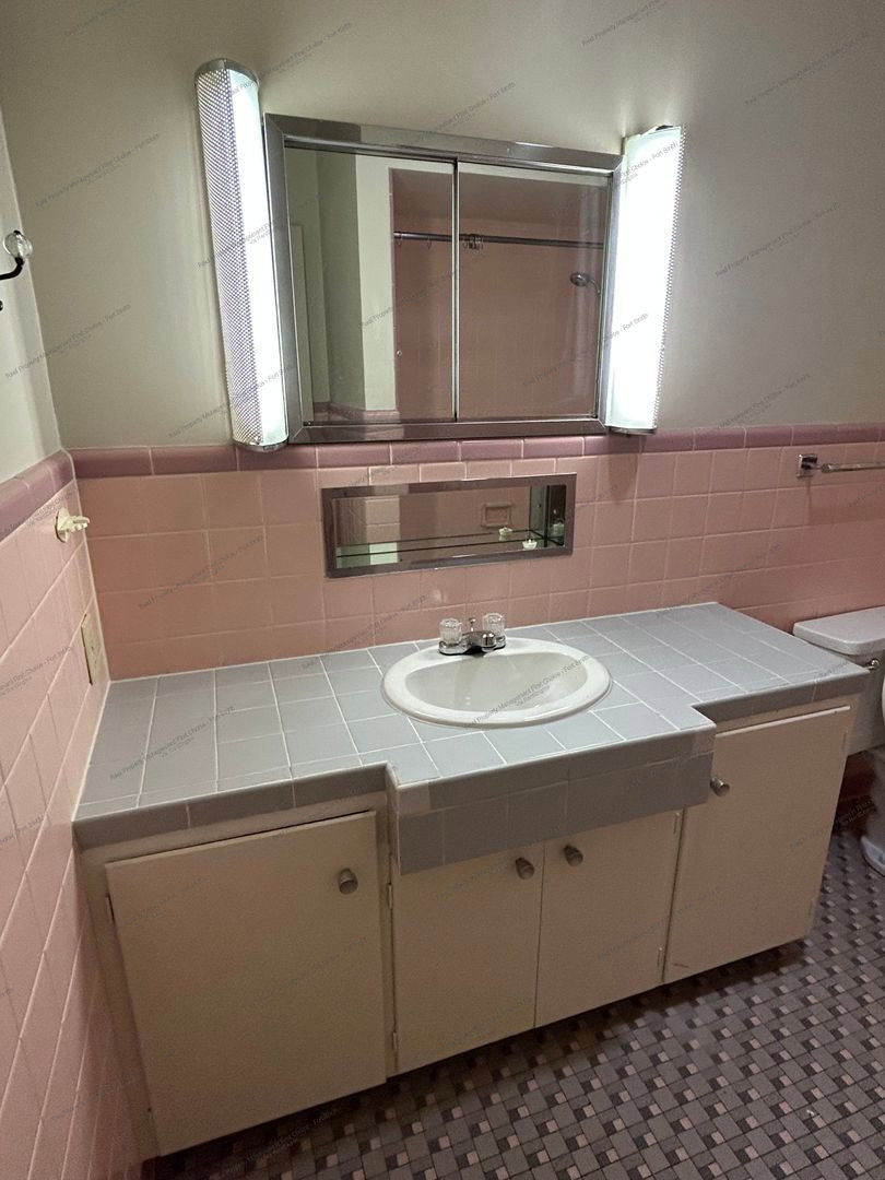 Gallery Image 19