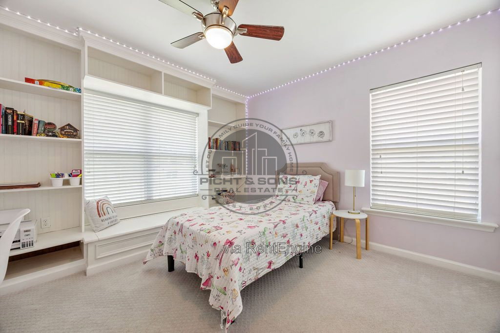 Gallery Image 72