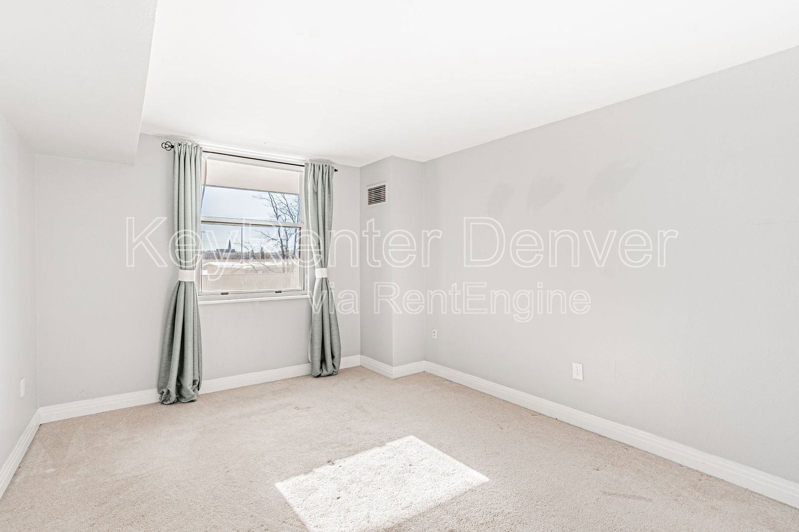 Gallery Image 20