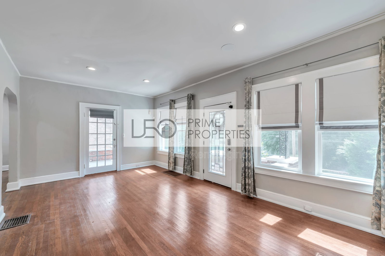 Gallery Image 18
