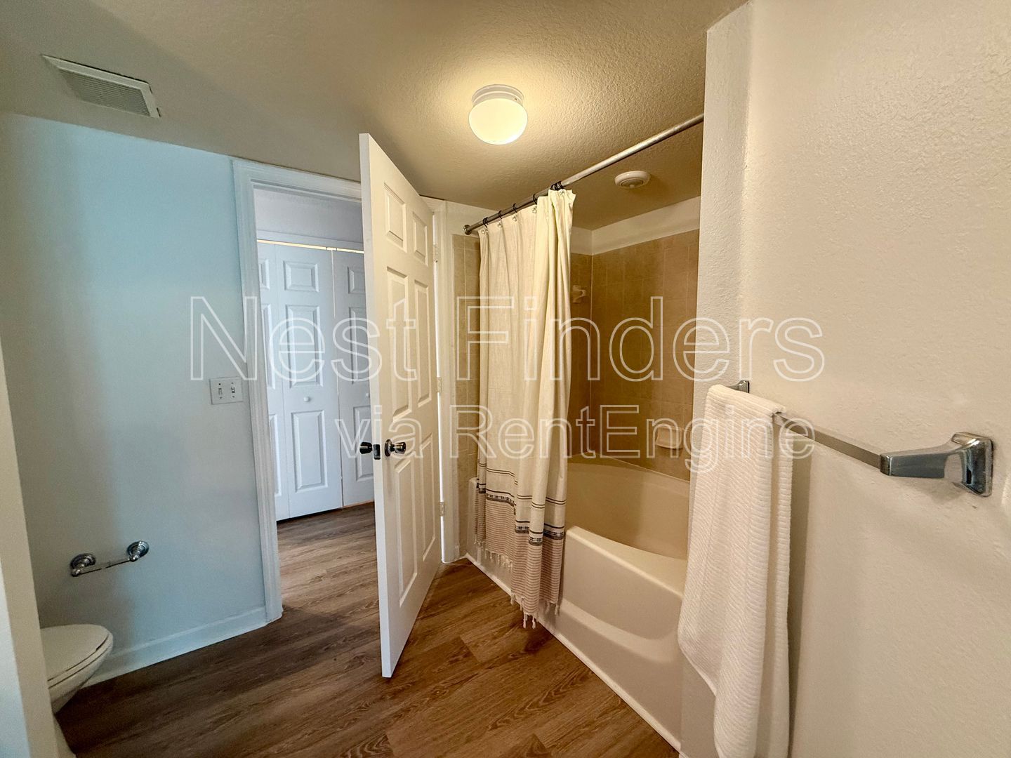 Gallery Image 28
