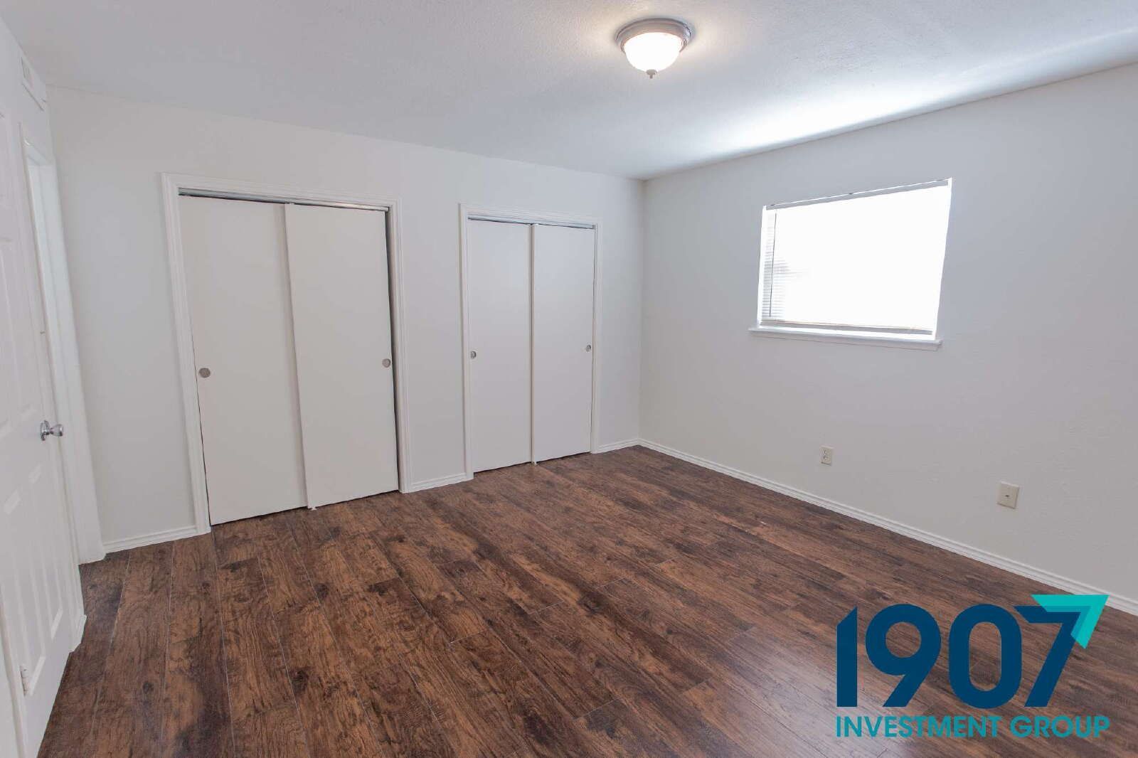 Gallery Image 17