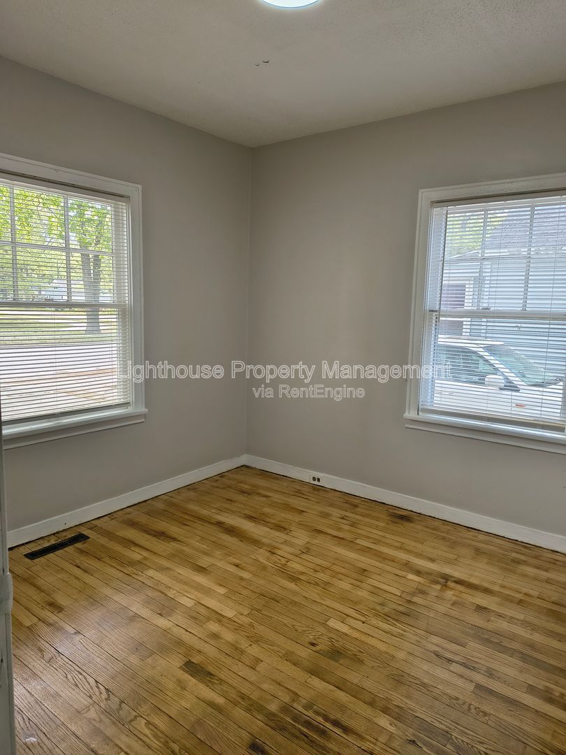 Gallery Image 8