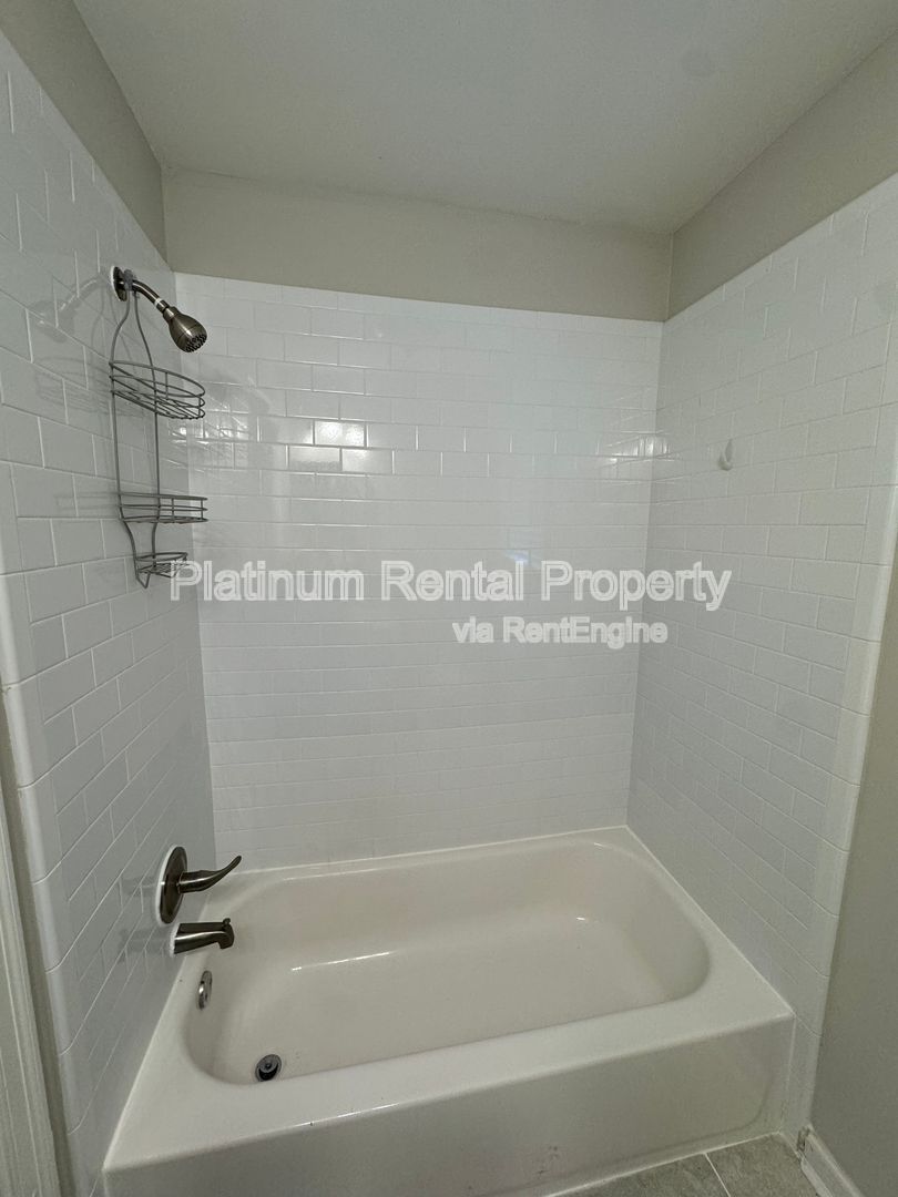 Gallery Image 18