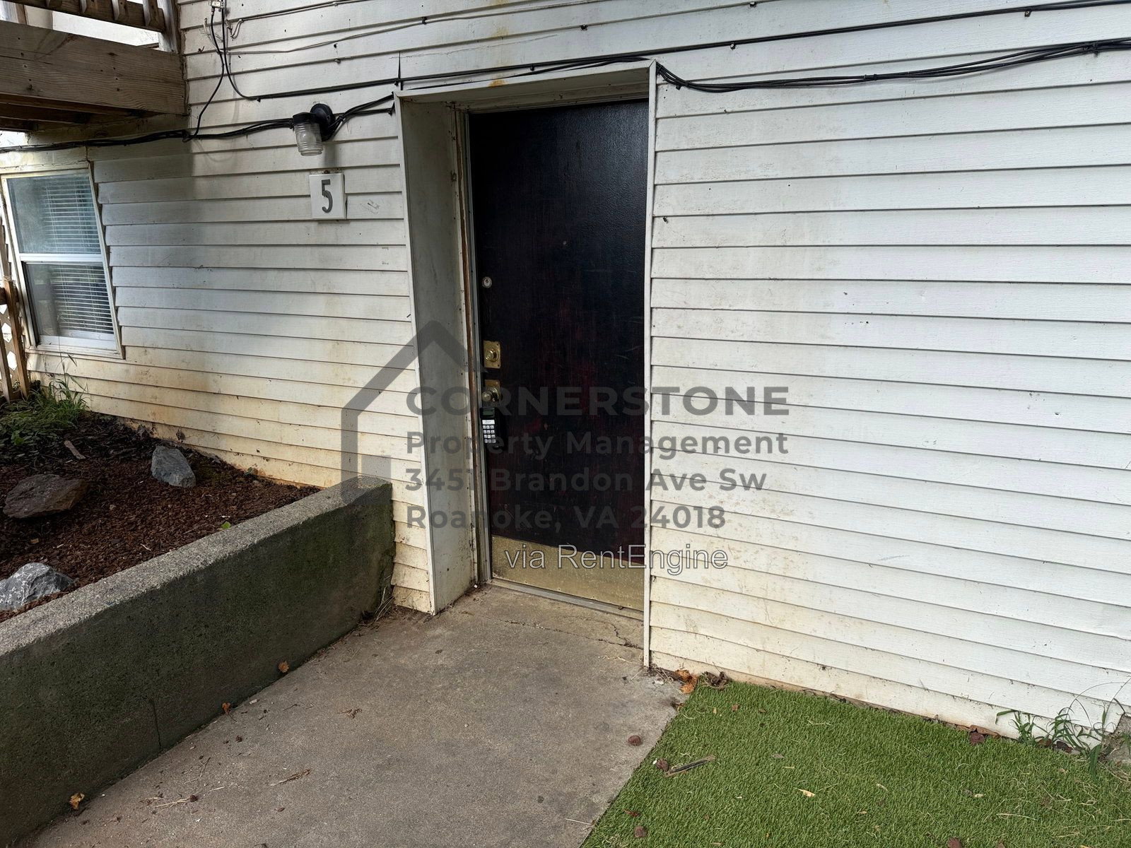 Gallery Image 13