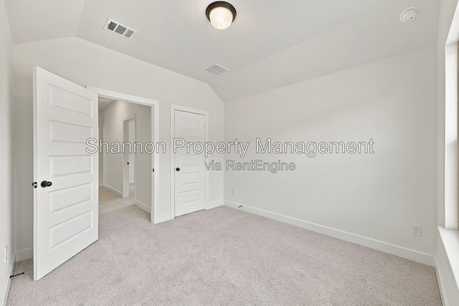 Gallery Image 26