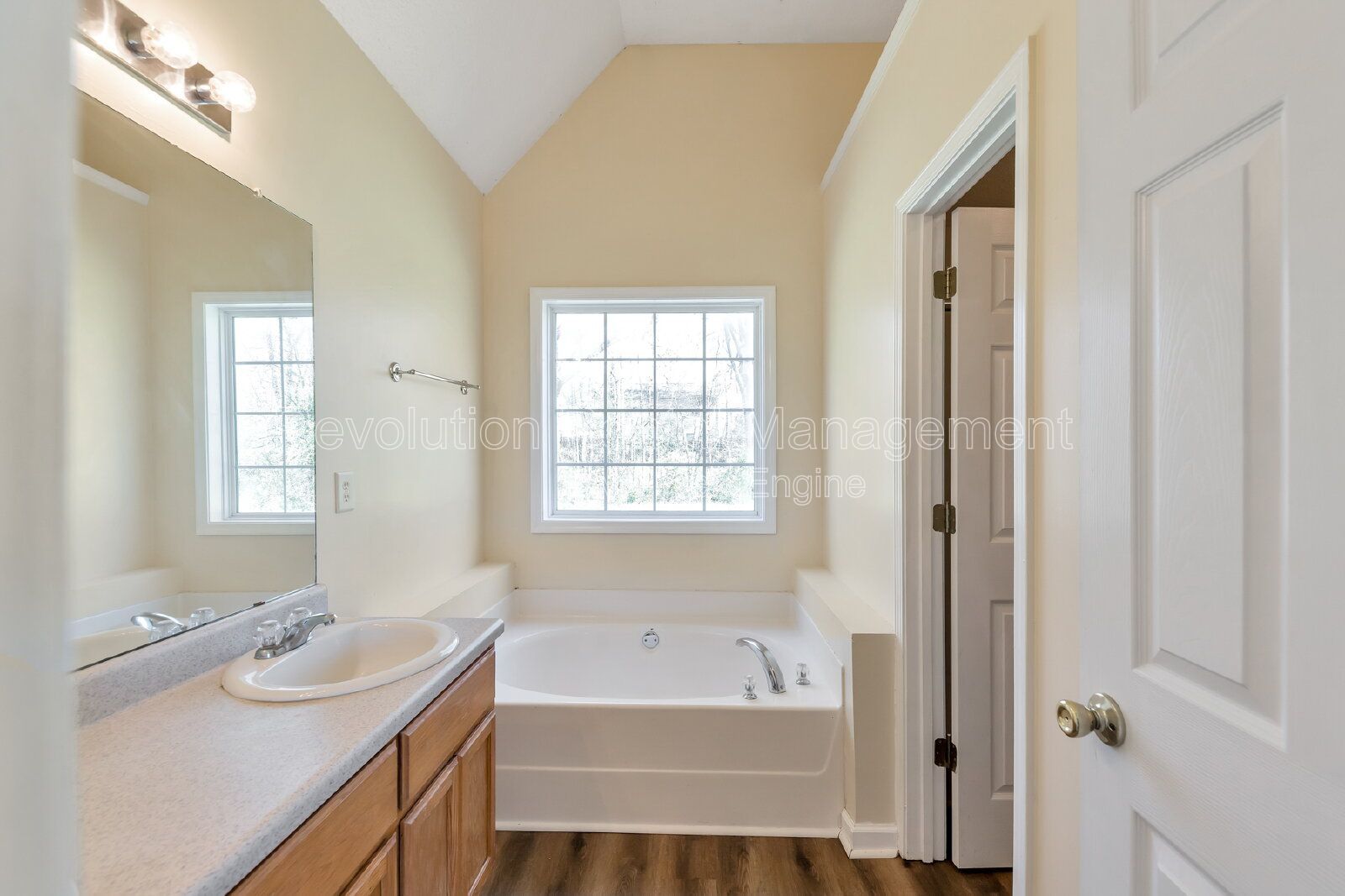 Gallery Image 9