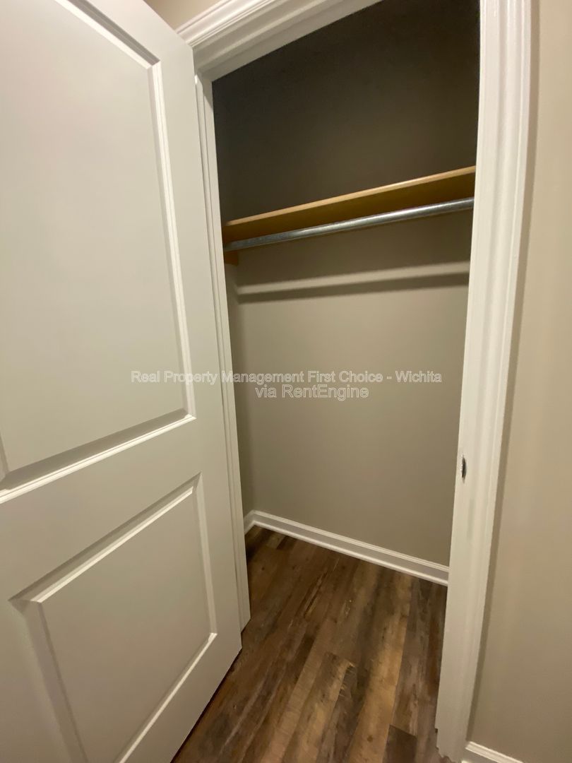 Gallery Image 22