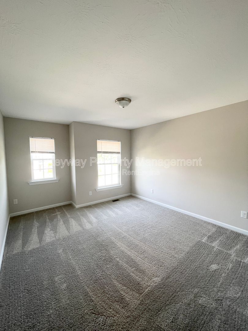 Gallery Image 16