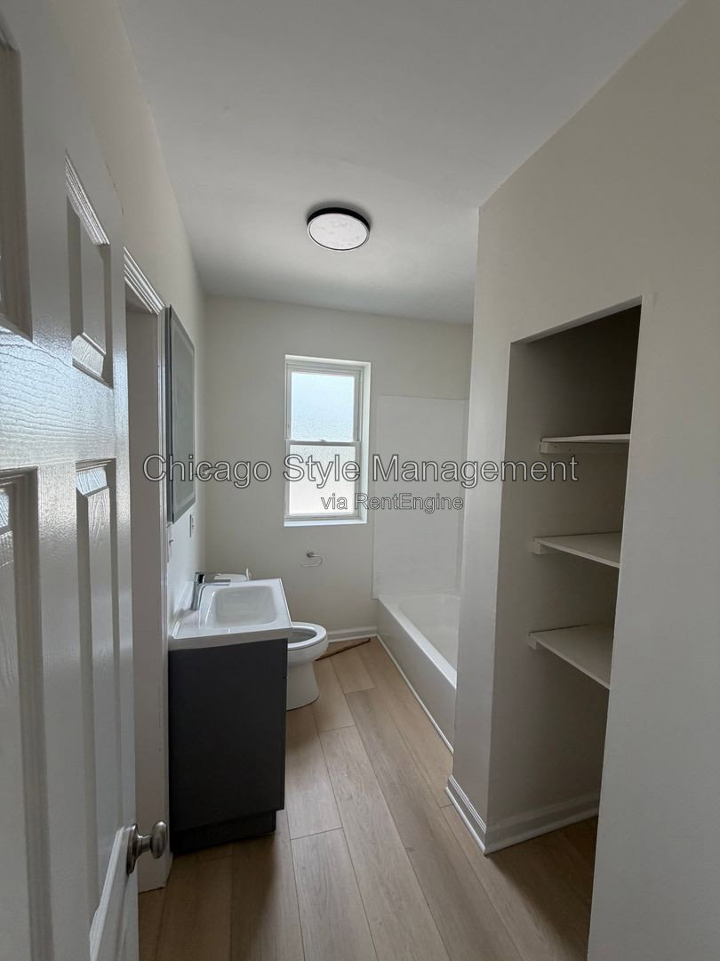 Gallery Image 15