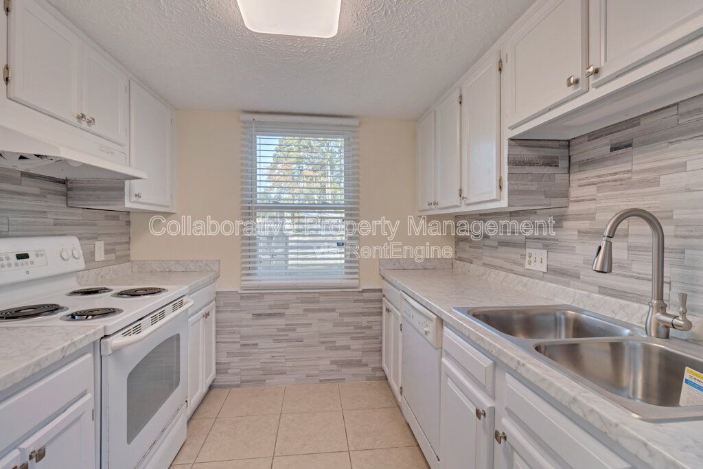 Gallery Image 14