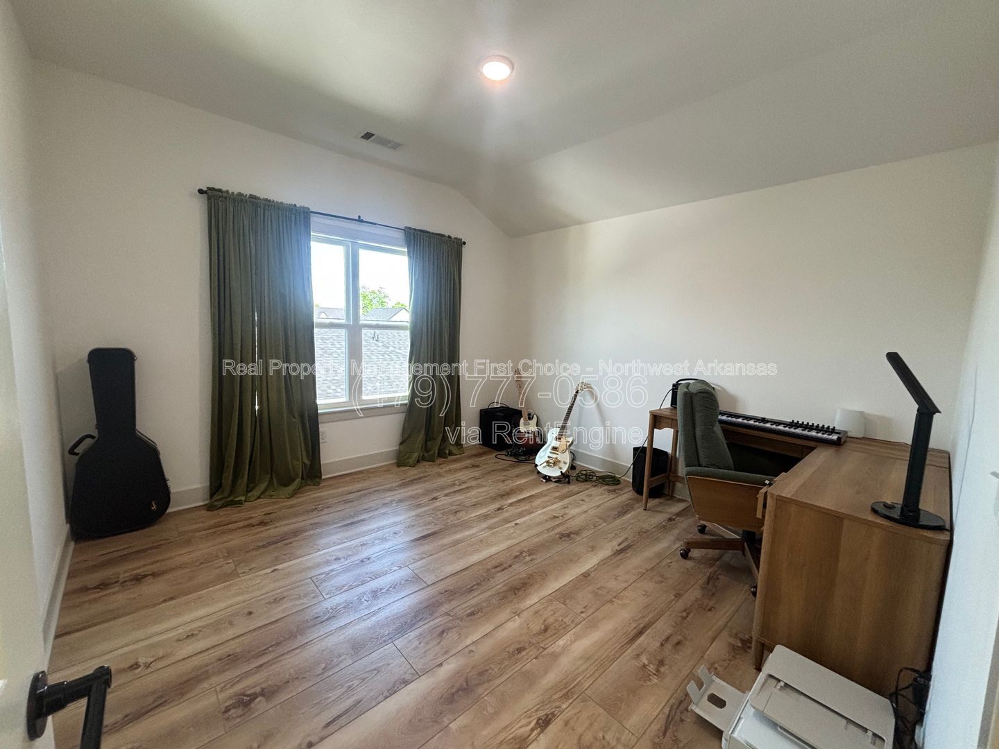 Gallery Image 17