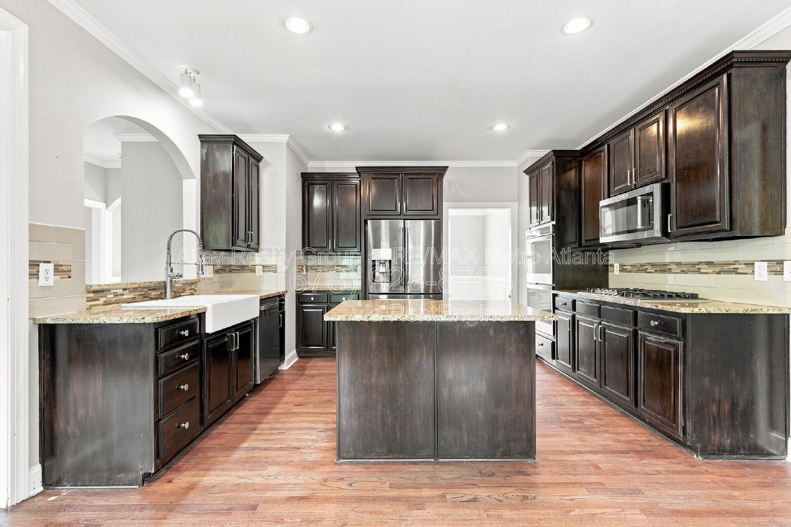 Gallery Image 13