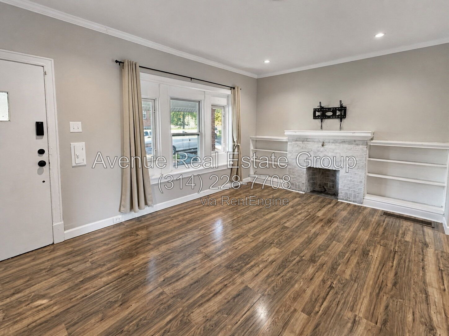 Gallery Image 1