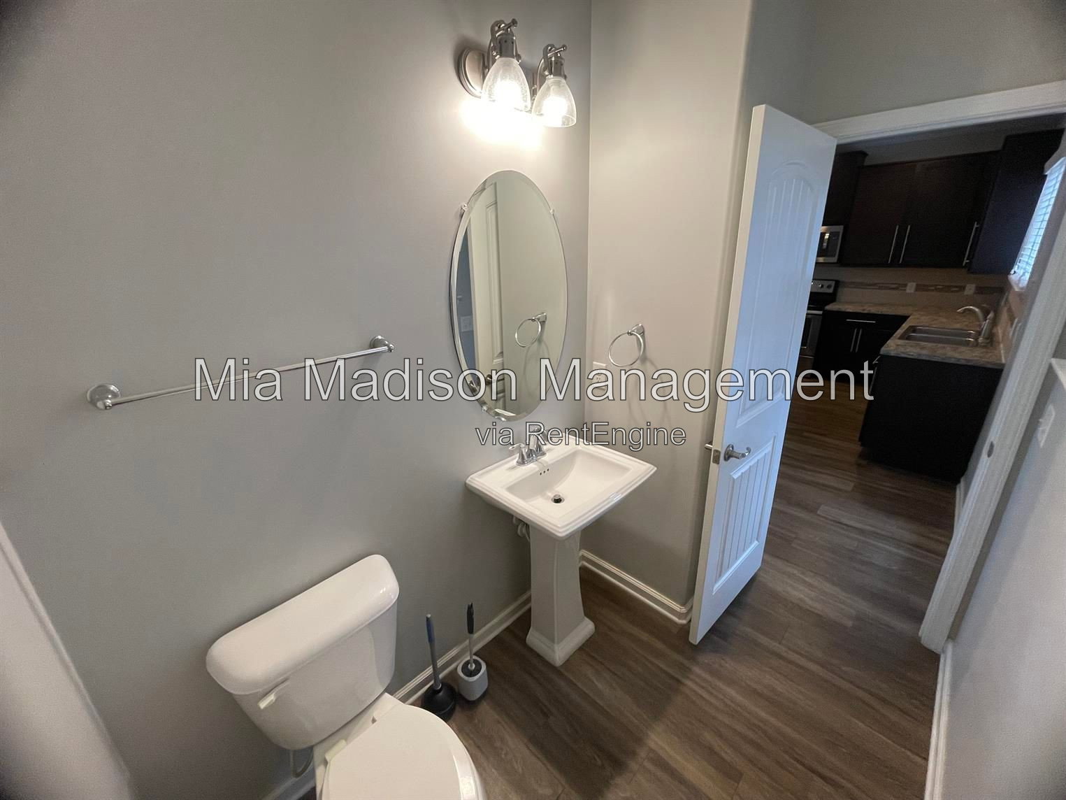 Gallery Image 17