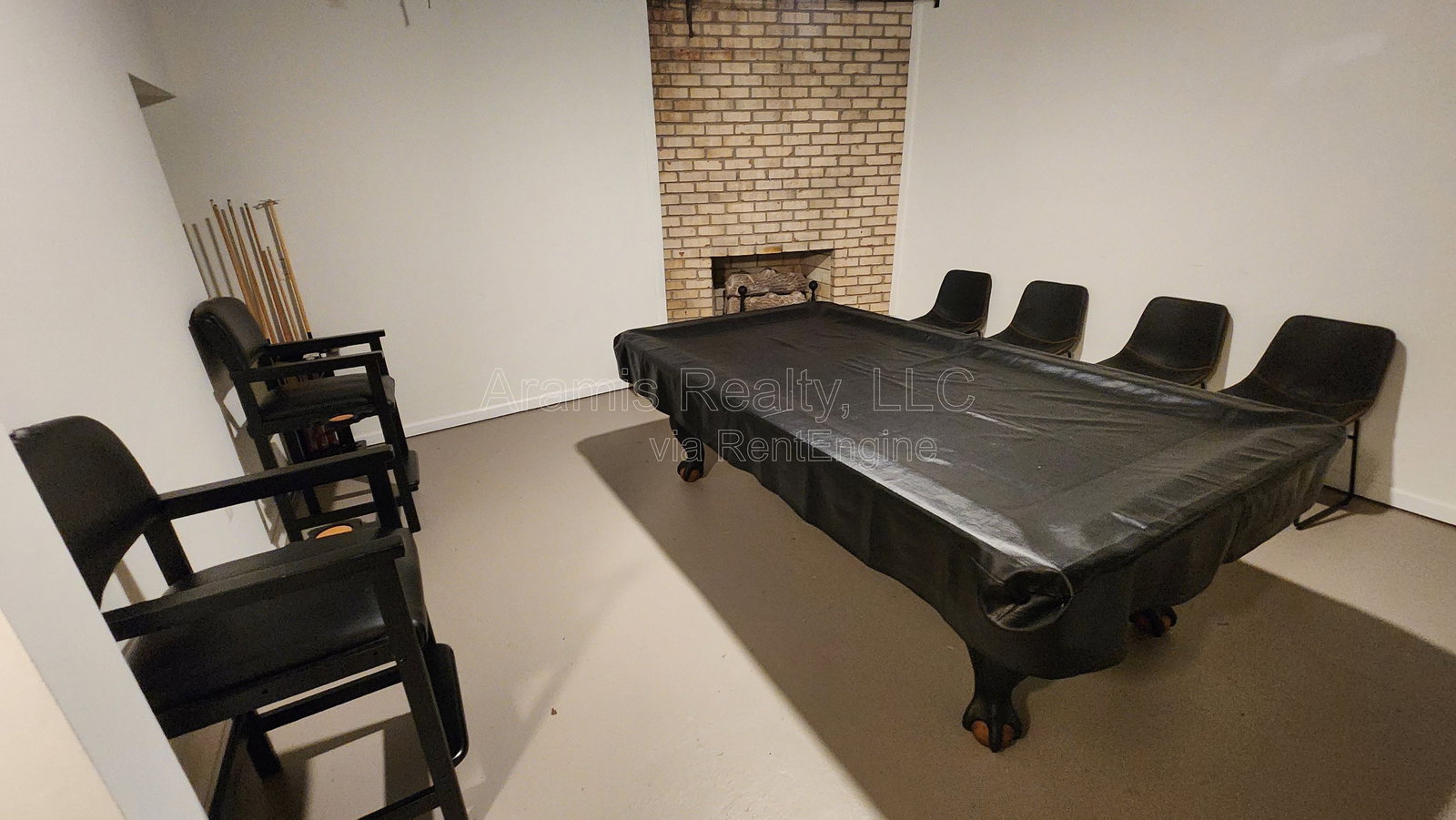 Gallery Image 13