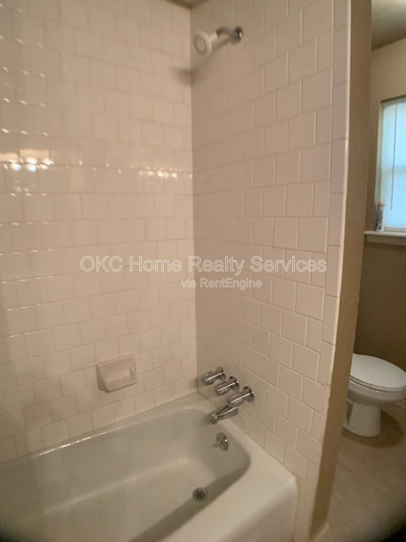 Gallery Image 16