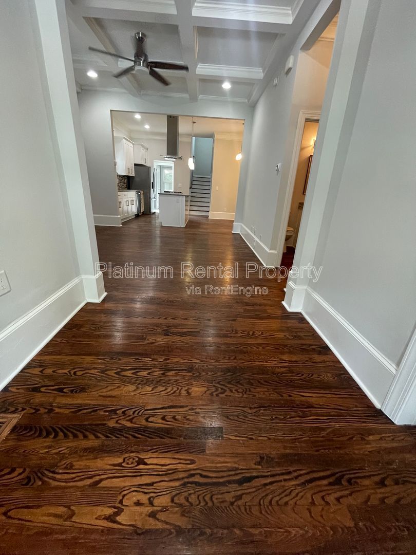 Gallery Image 68