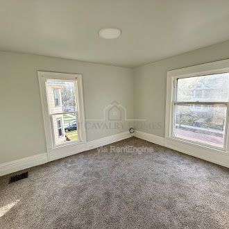 Gallery Image 0