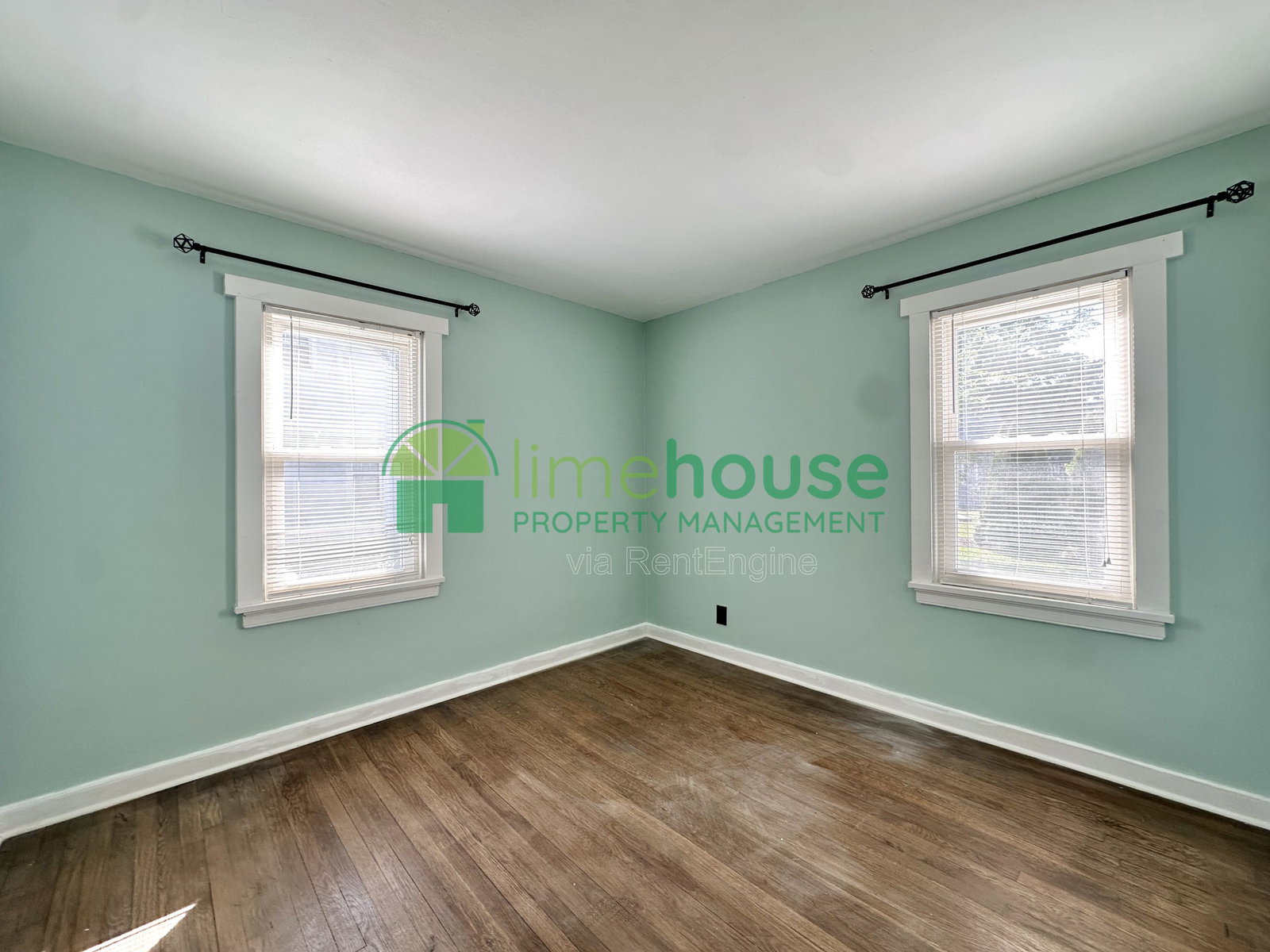 Gallery Image 15