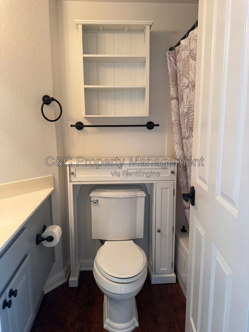 Gallery Image 12