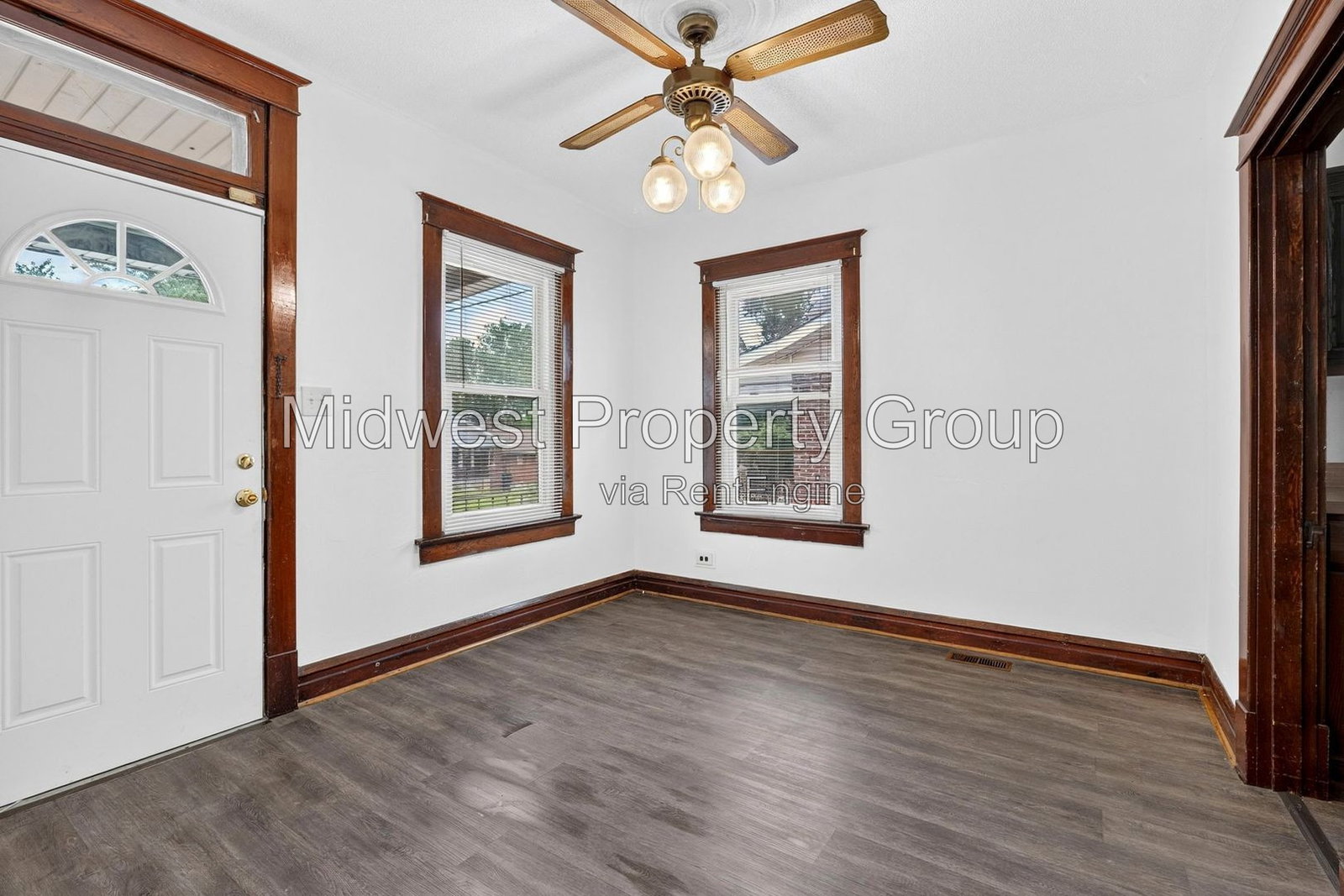 Gallery Image 17