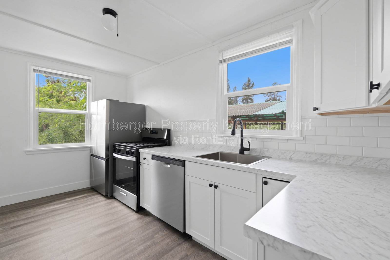 Gallery Image 0