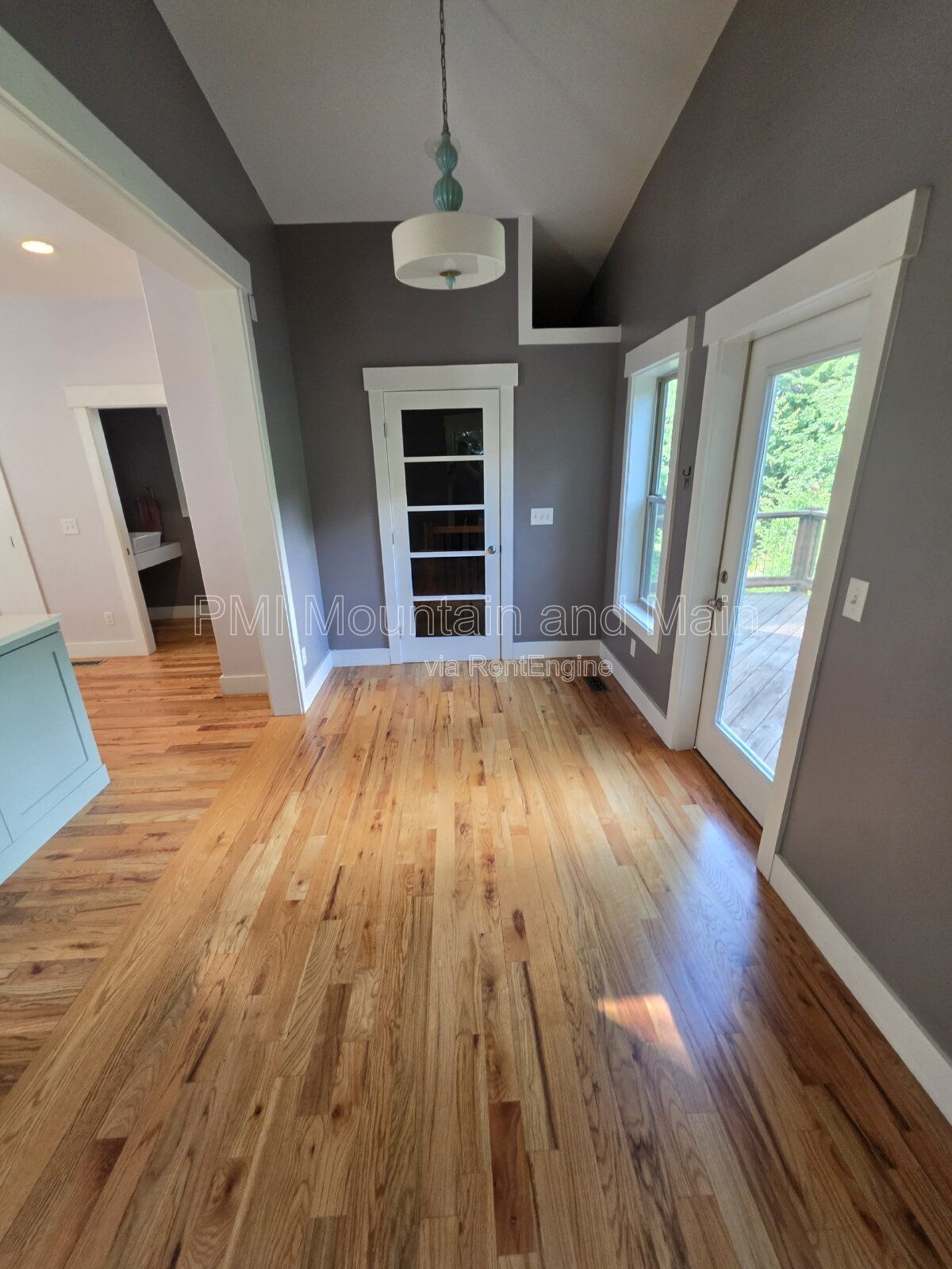 Gallery Image 15
