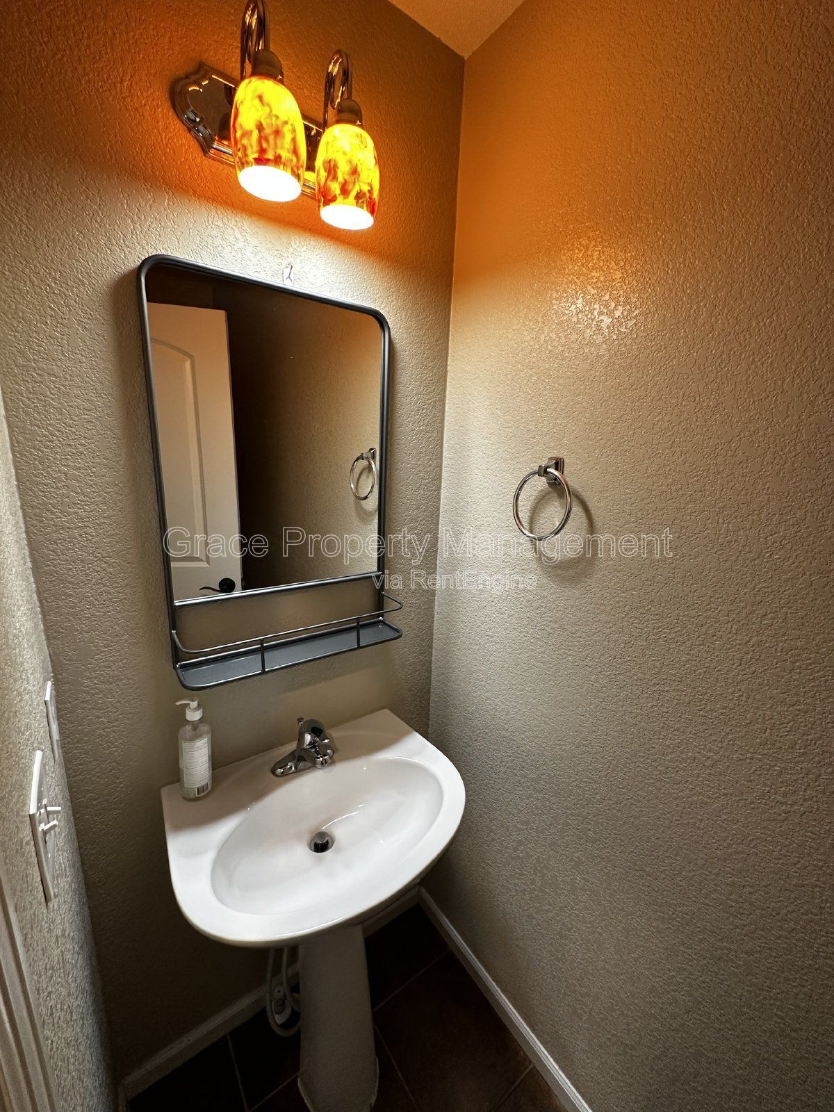 Gallery Image 19