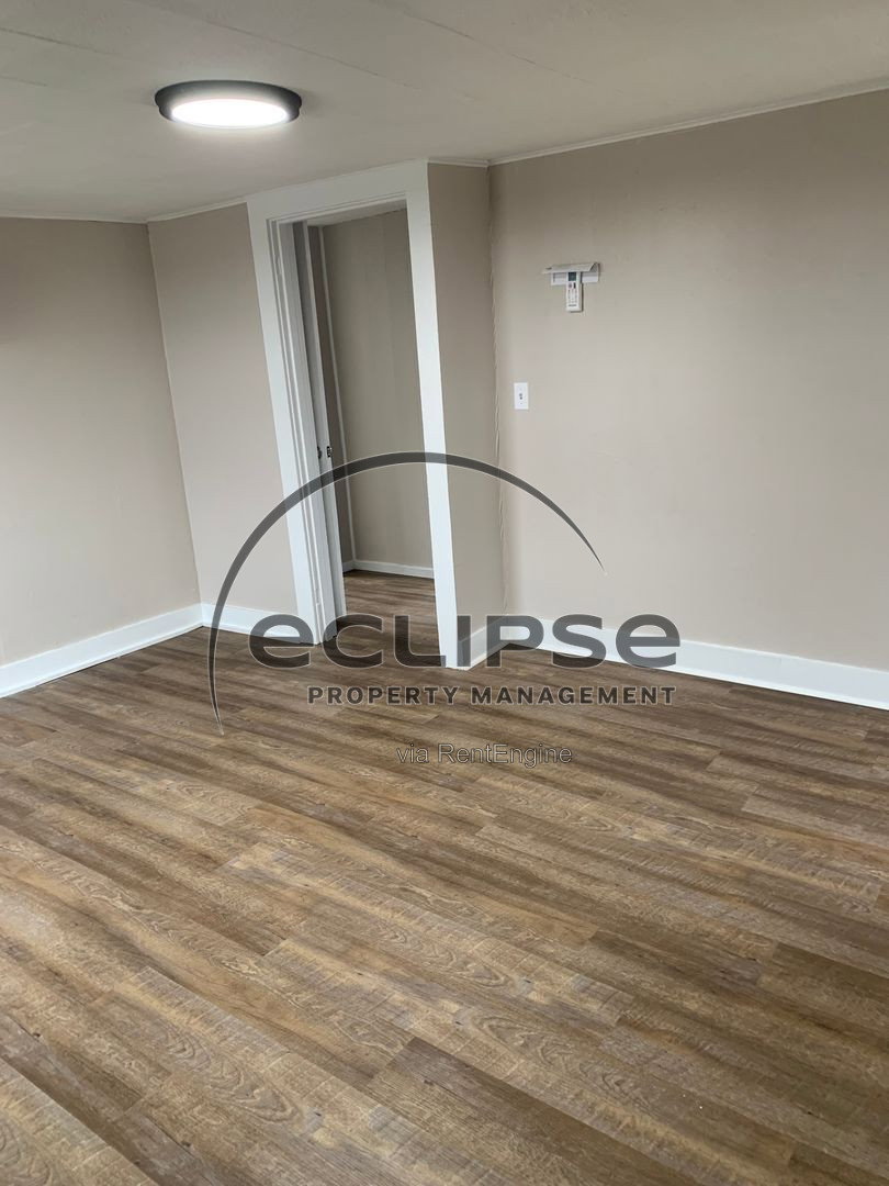 Gallery Image 16