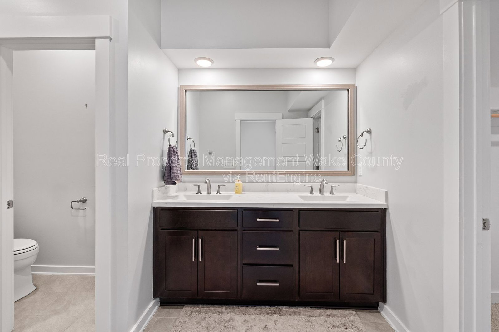Gallery Image 38