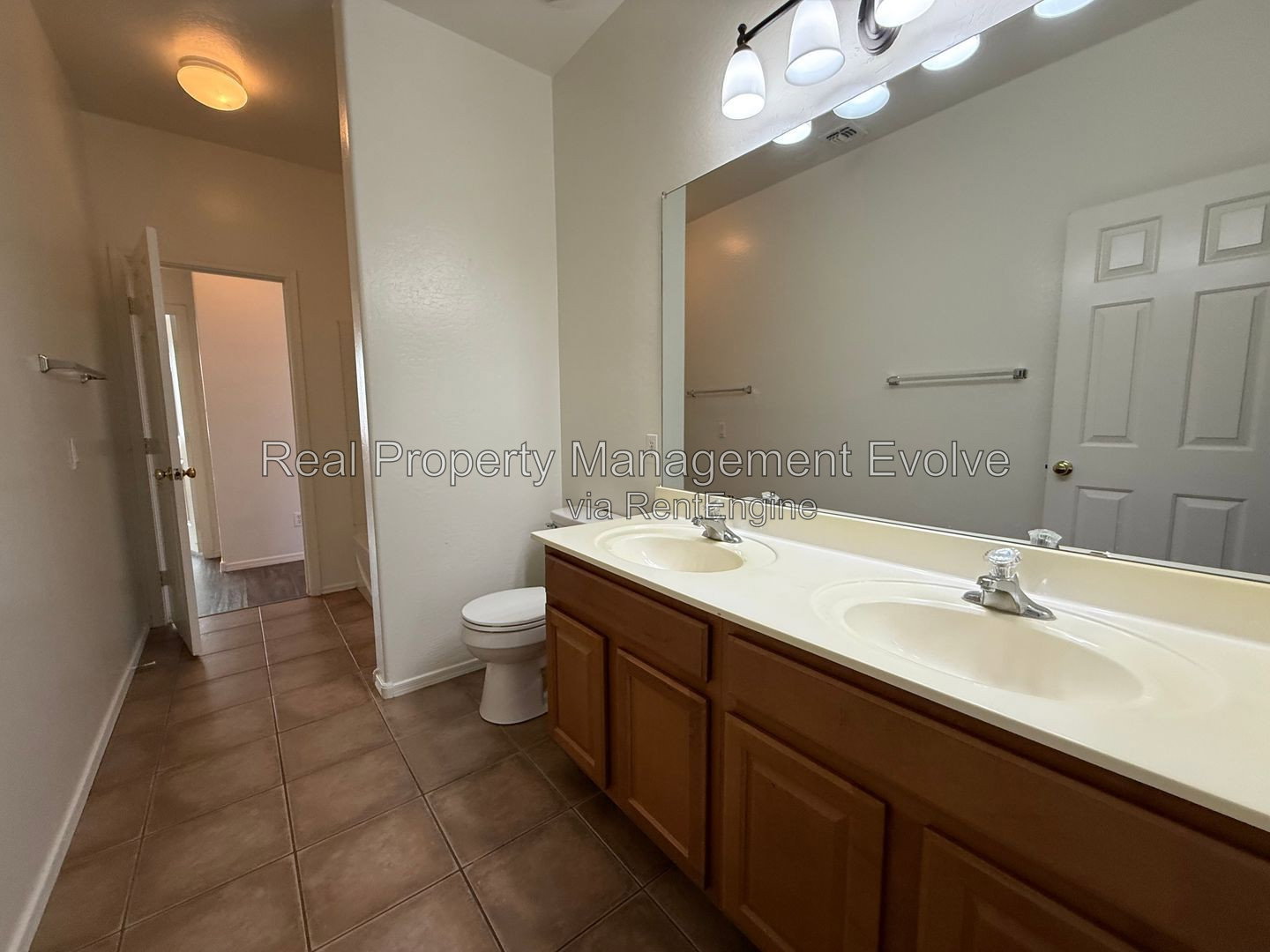 Gallery Image 25