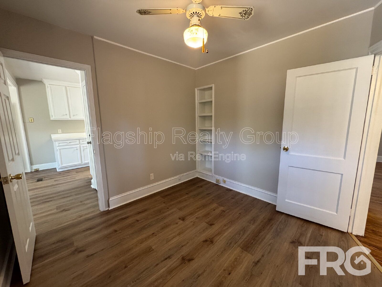 Gallery Image 18