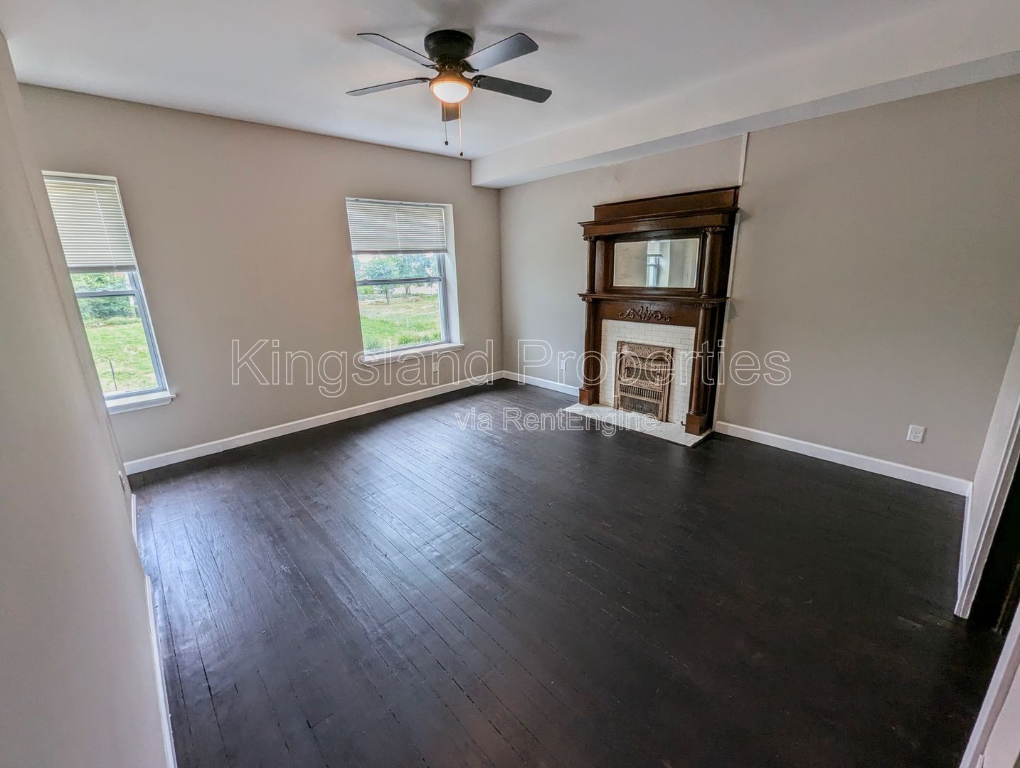 Gallery Image 0