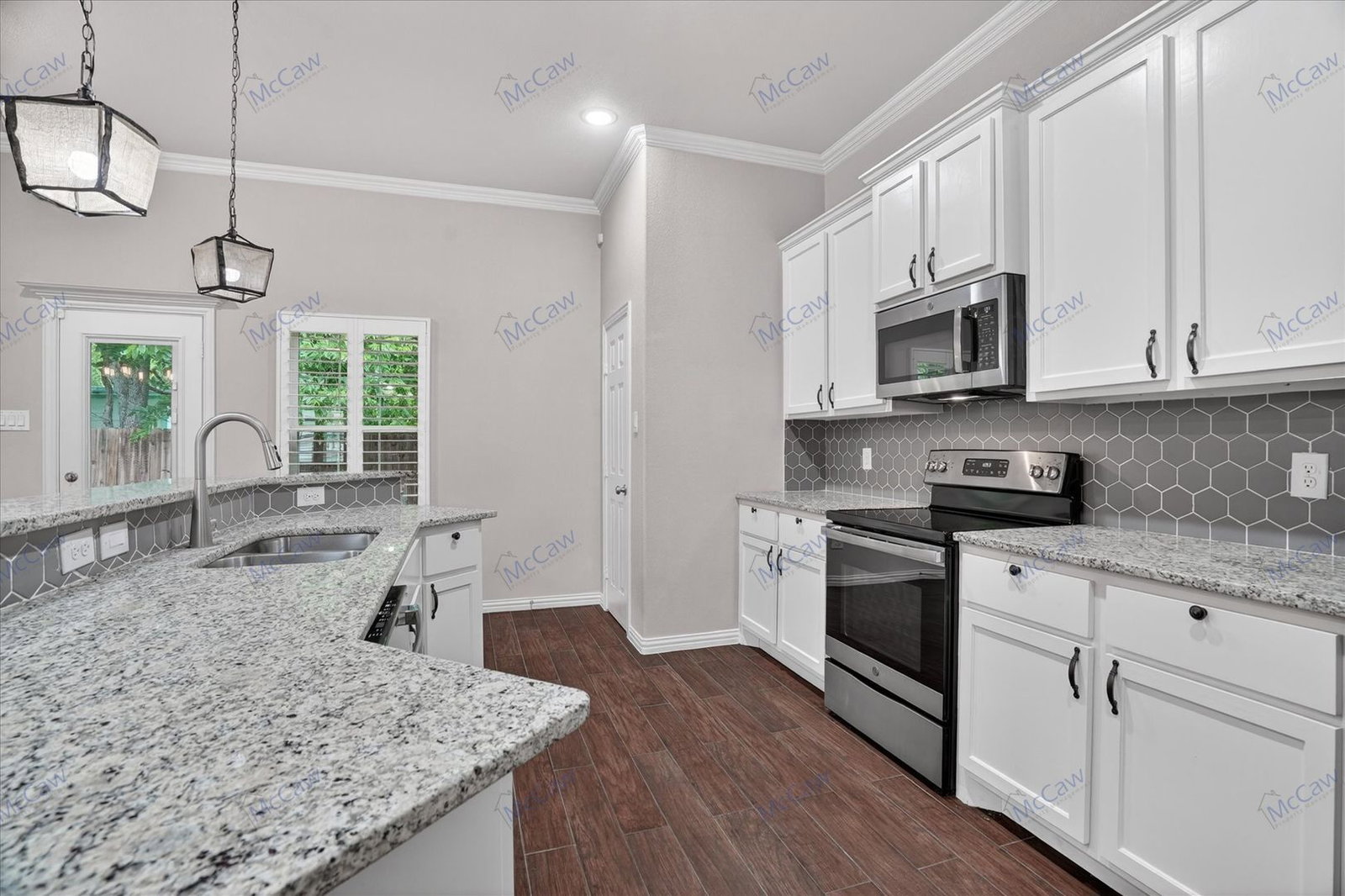 Gallery Image 7