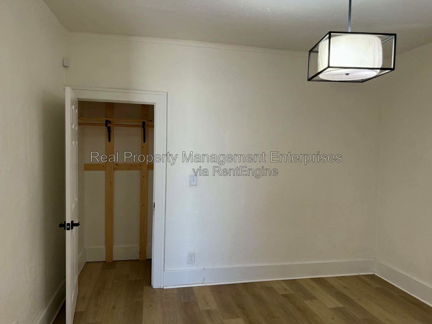 Gallery Image 25