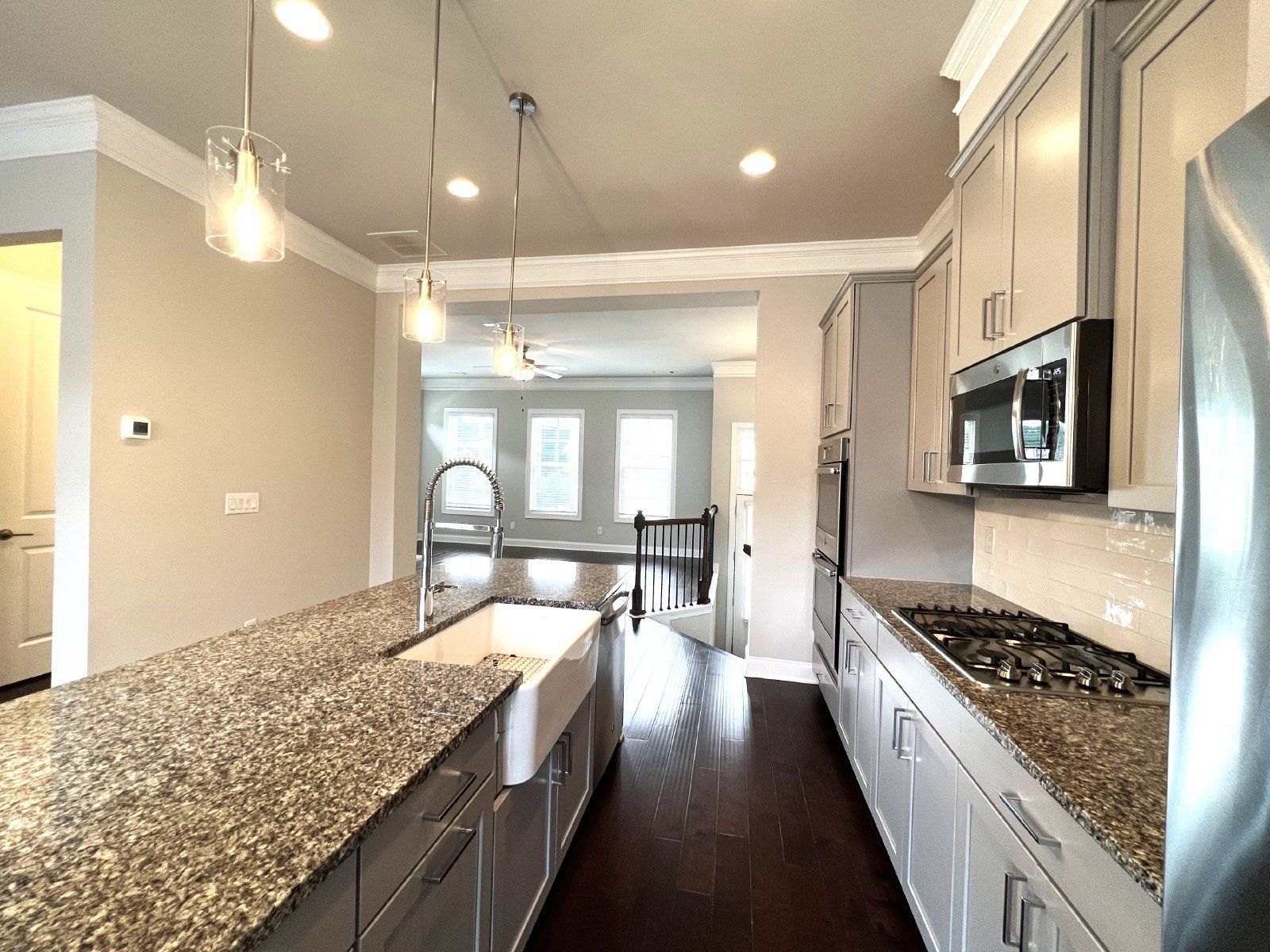 Gallery Image 12