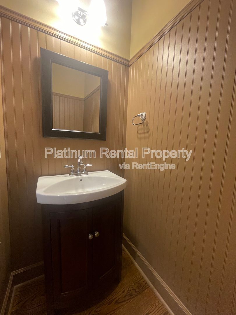 Gallery Image 17