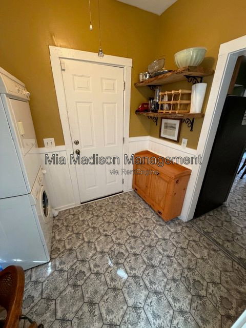 Gallery Image 34