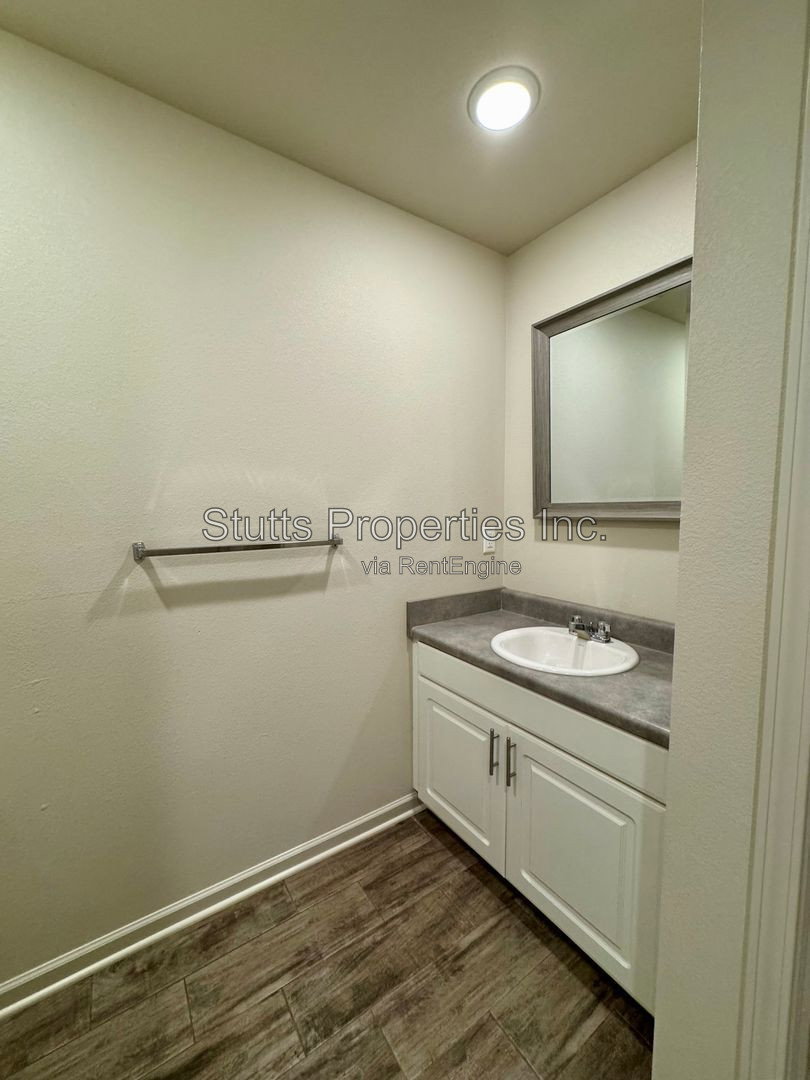 Gallery Image 10