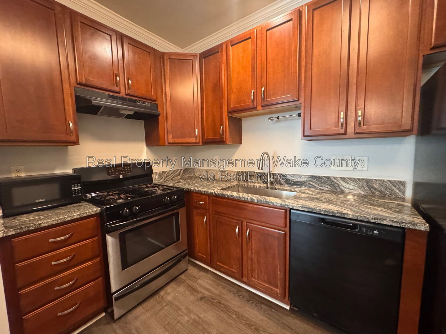 Gallery Image 14