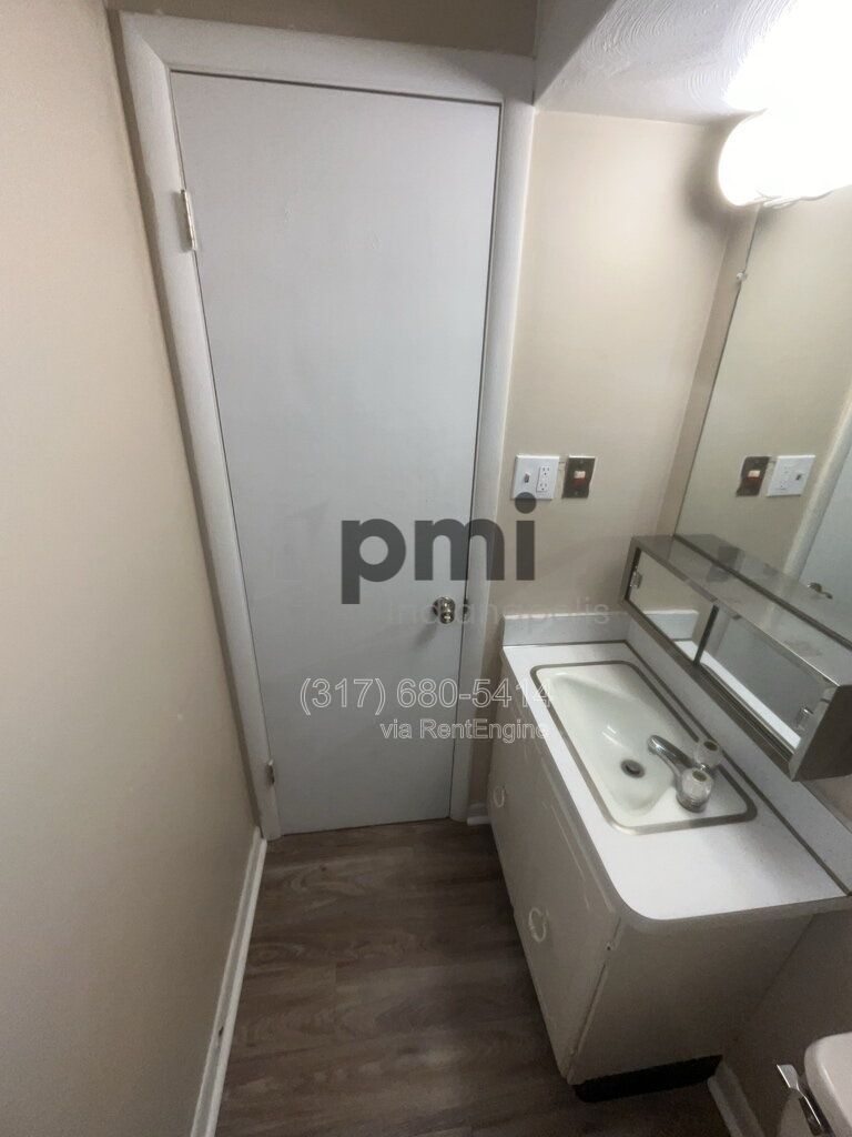 Gallery Image 26