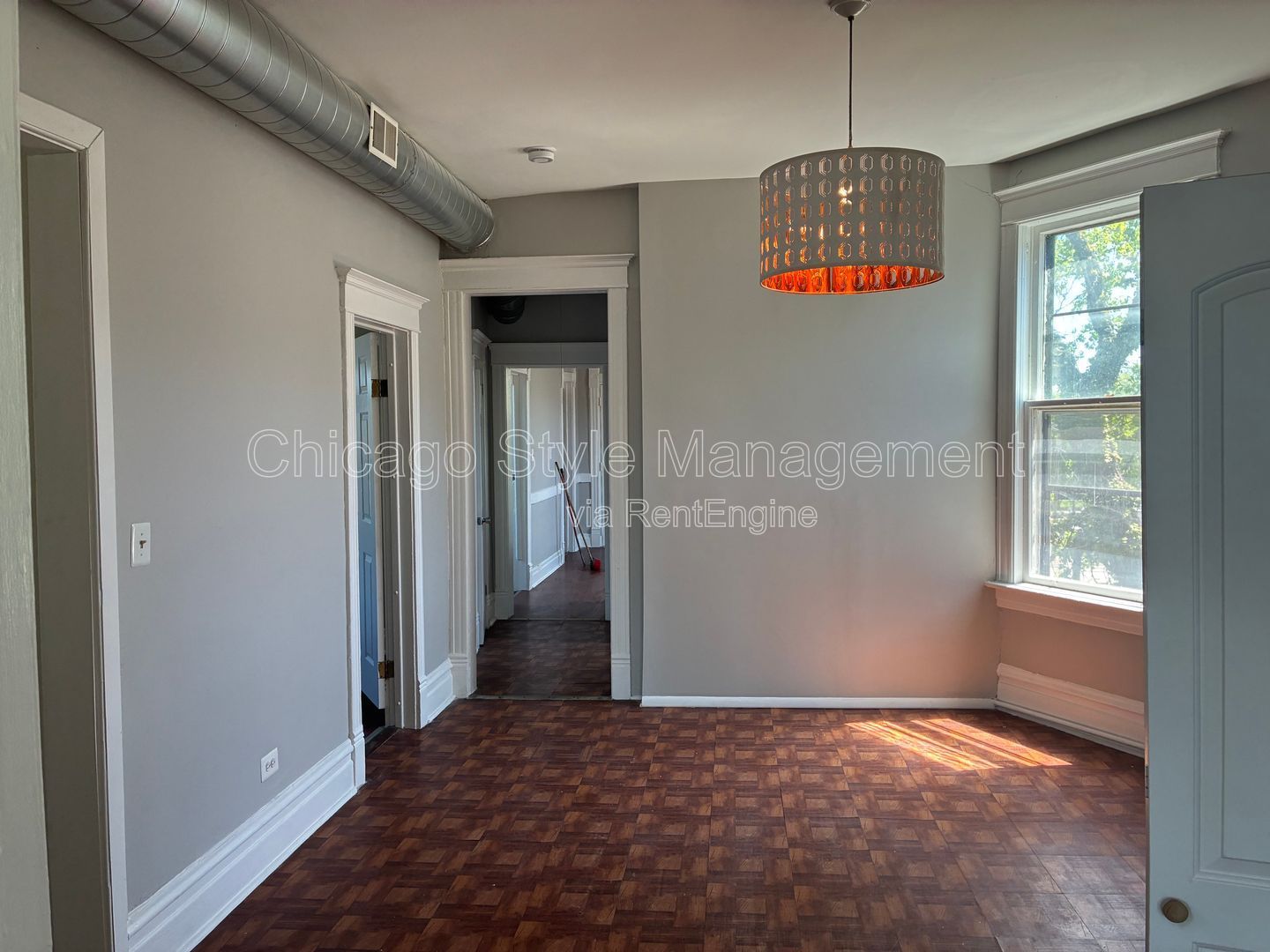 Gallery Image 0