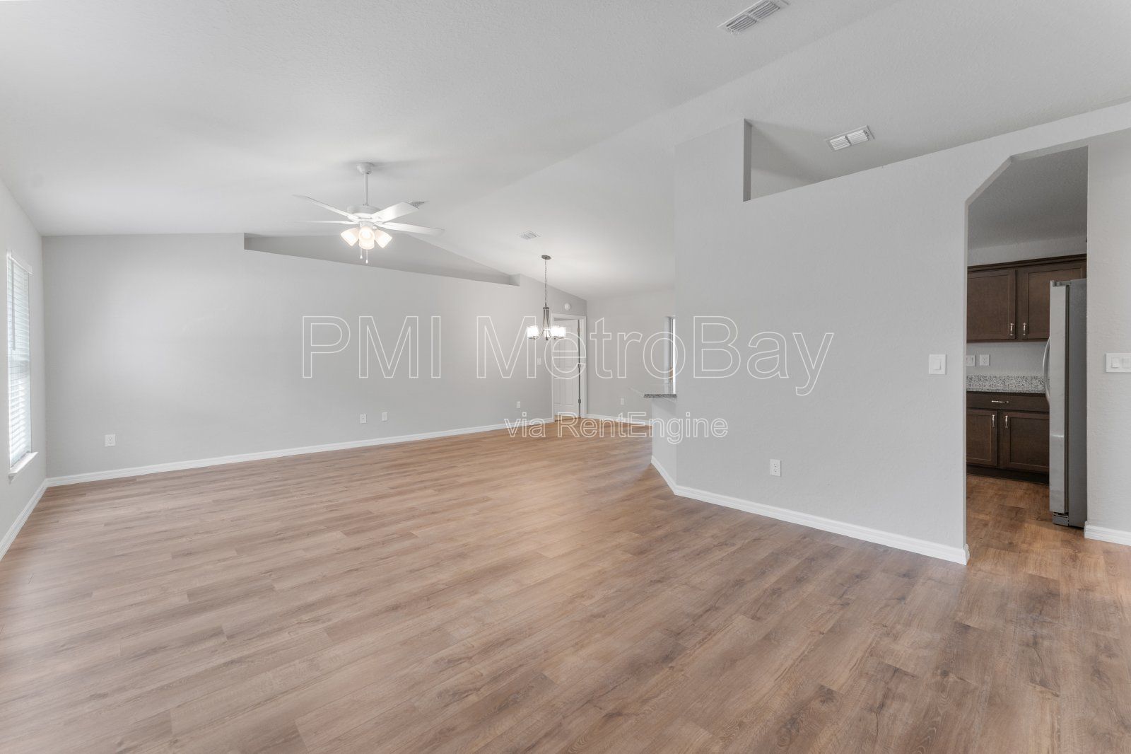 Gallery Image 19